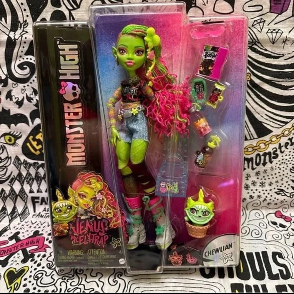 Monster High VENUS MCFLYYRAP Doll